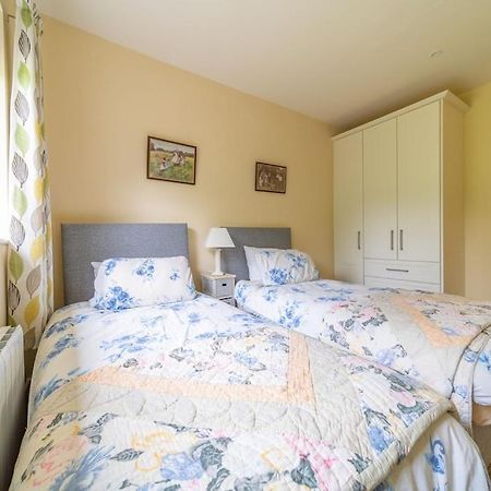 2 Bed Waterfront Property - Close To Courtmacsherry Cork Exterior photo