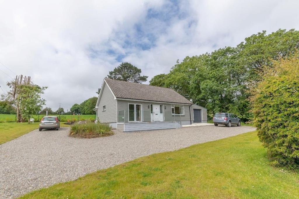 2 Bed Waterfront Property - Close To Courtmacsherry Cork Exterior photo
